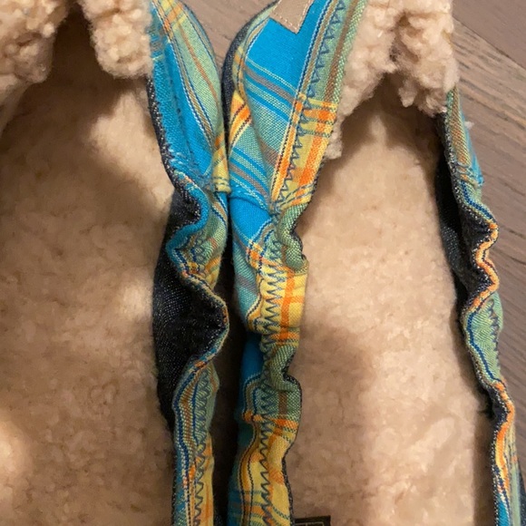 Ugg skimmer flats (kid’s size 3/ women’s size 5) - Picture 9 of 9